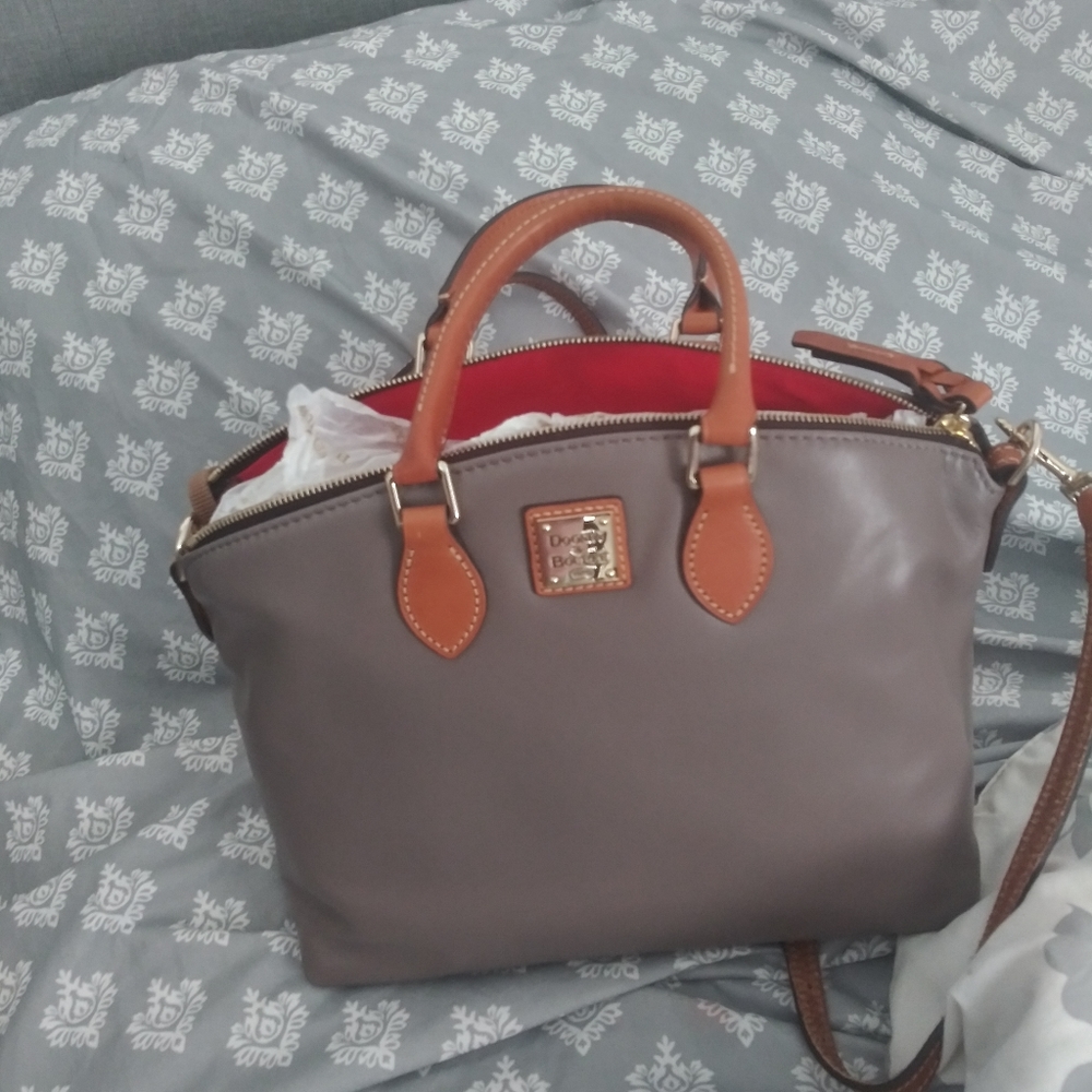 Women's Dooney and Bourke bag